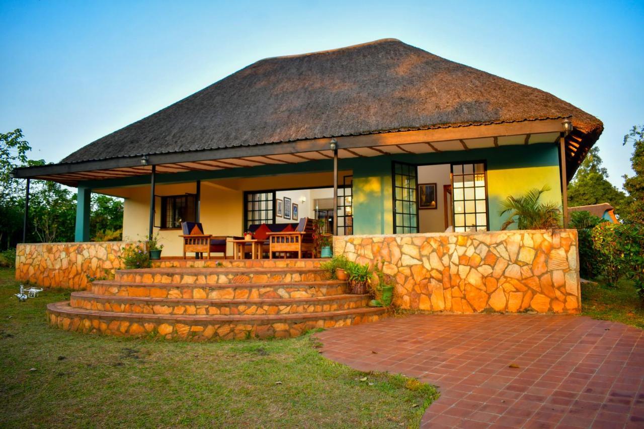 Villa Buyala Bliss On The Nile Jinja Esterno foto
